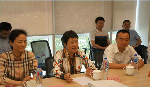 上海市青浦戋戋委书记赵惠琴带队莅临CA88调研